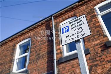 NY曼哈顿区有证才能停！纽约拟推居民停车许可制，曼哈顿北部先行