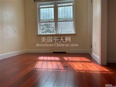 NY皇后区艾姆赫斯特二楼3房2卫出租